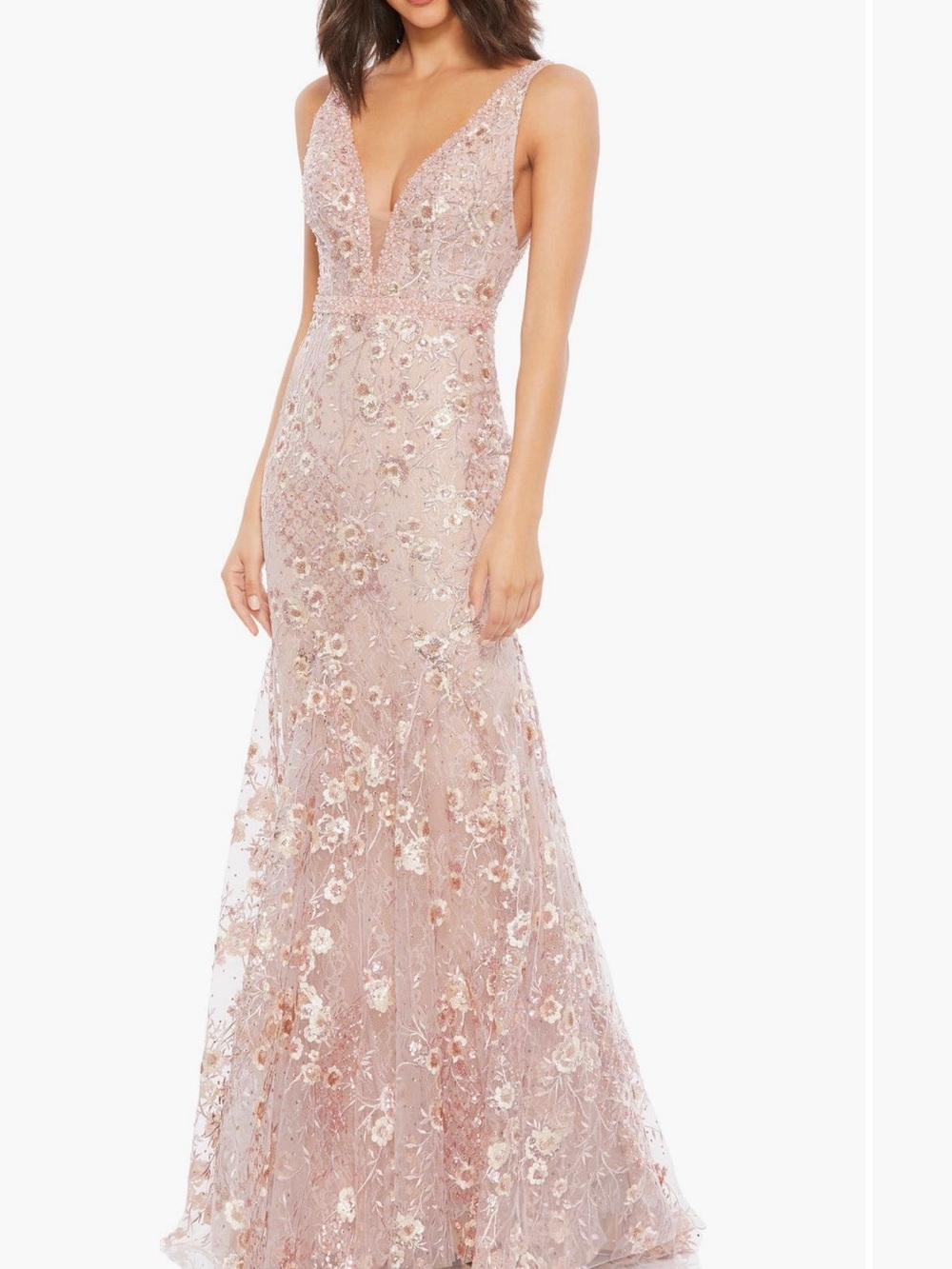 Mac Duggal Floral Embellished
Sleeveless Plunge Neck Gown
